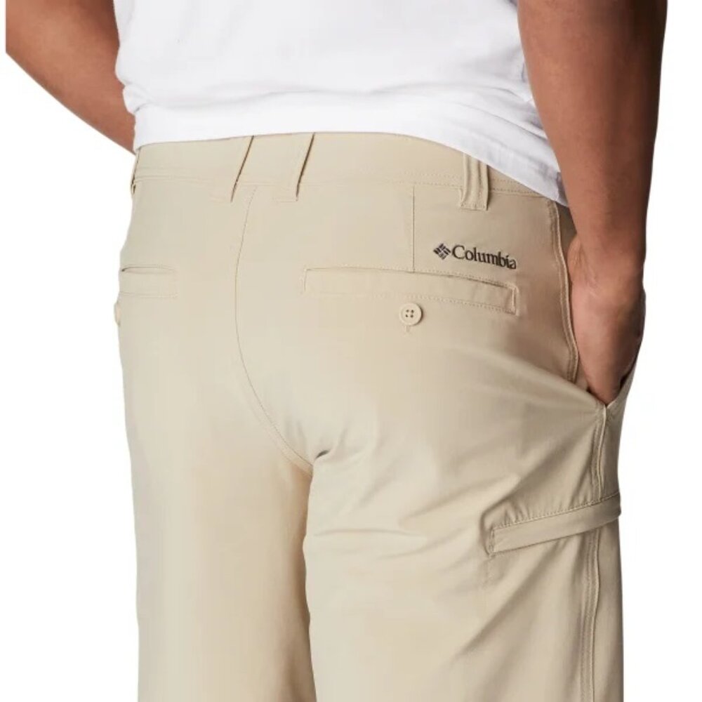 Columbia Men’s Omni-Shade Lightweight Tech Trail Shorts Beige, Size 34 (New)